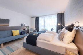 Гостиница JUFA Hotel Hamburg HafenCity  Гамбург